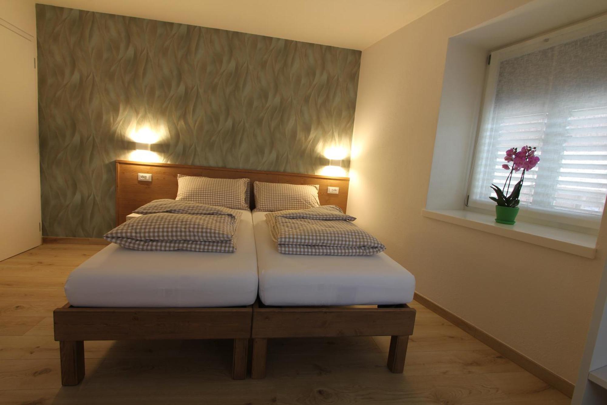 Affittacamere B&B Mercedes Romallo 外观 照片